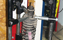 Монтаж-демонтаж на пружини, с помоща на Strut Spring Compressor BRANICK - покрива всички модели, както и прблемните Mercedes ML, Ford F150, 250, Toyota Rav4, BMW E60 и др.